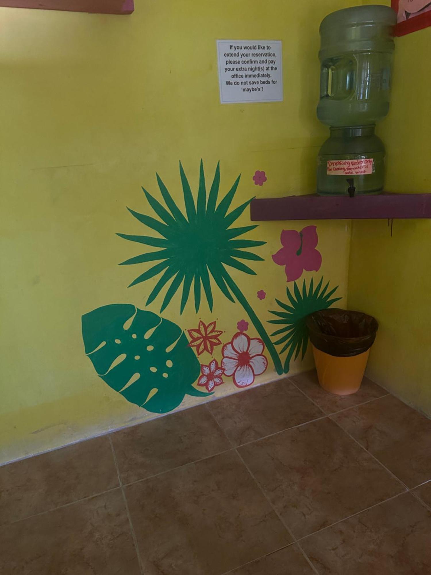 Travellers Palm Backpackers Hostel Caye Caulker Exterior photo