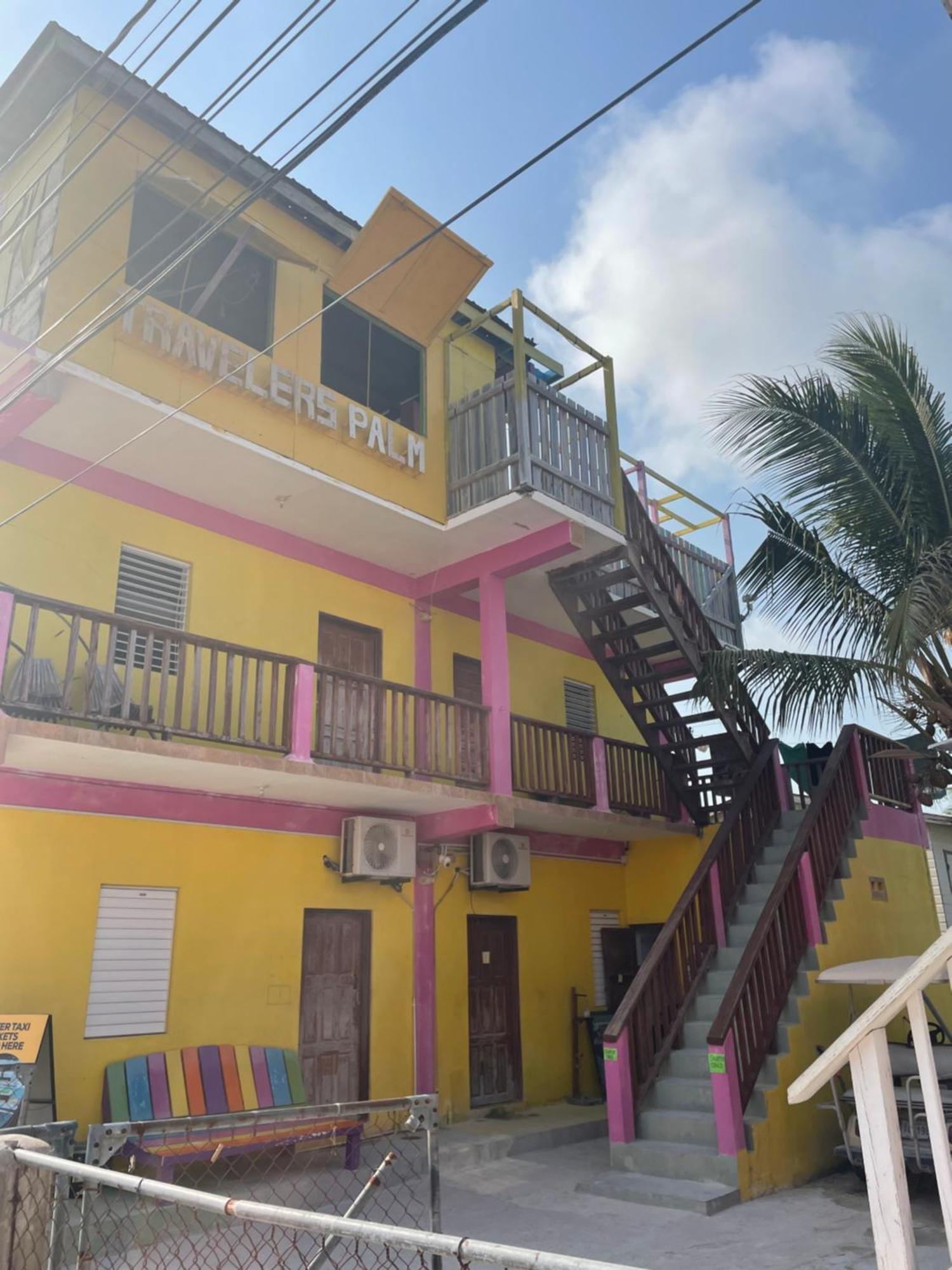 Travellers Palm Backpackers Hostel Caye Caulker Exterior photo